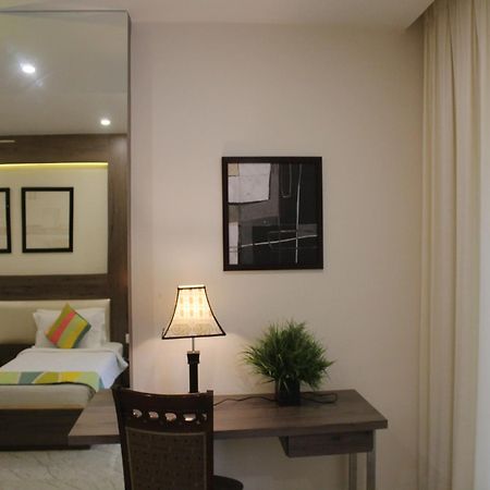 Hotel Seven Sky Clarks Exotica Bhuj Zewnętrze zdjęcie