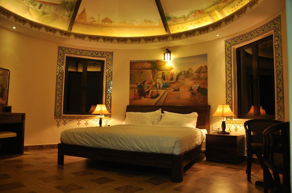 Hotel Seven Sky Clarks Exotica Bhuj Pokój zdjęcie